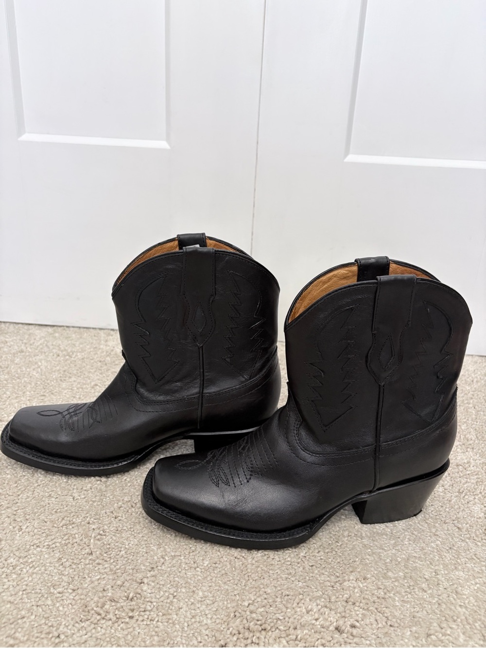 Brand new Classic Black cowgirl ankle Western Boots - Leather Cowboy Boot